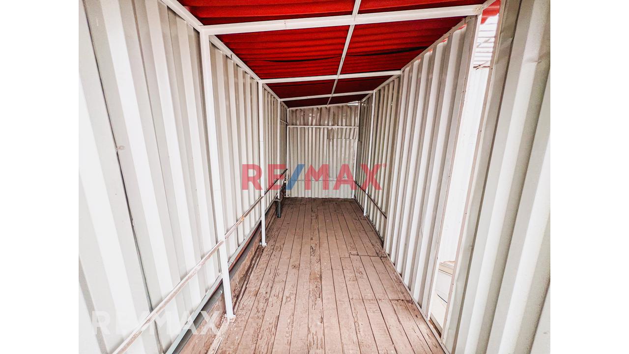 Local Comercial U Oficina En Alquiler | Esquina | Piso 2 Y 3 - 18