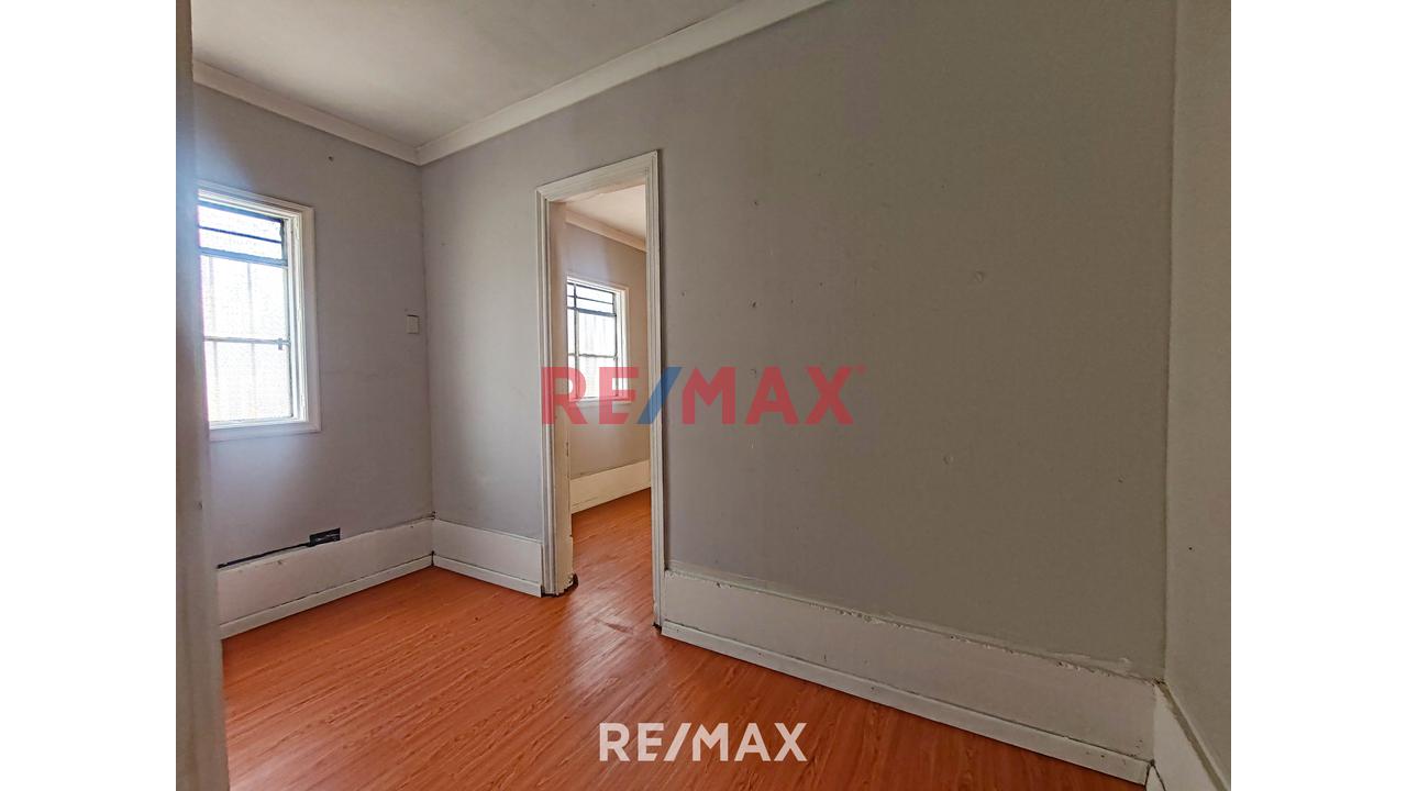 Local Comercial U Oficina En Alquiler | Esquina | Piso 2 Y 3 - 7