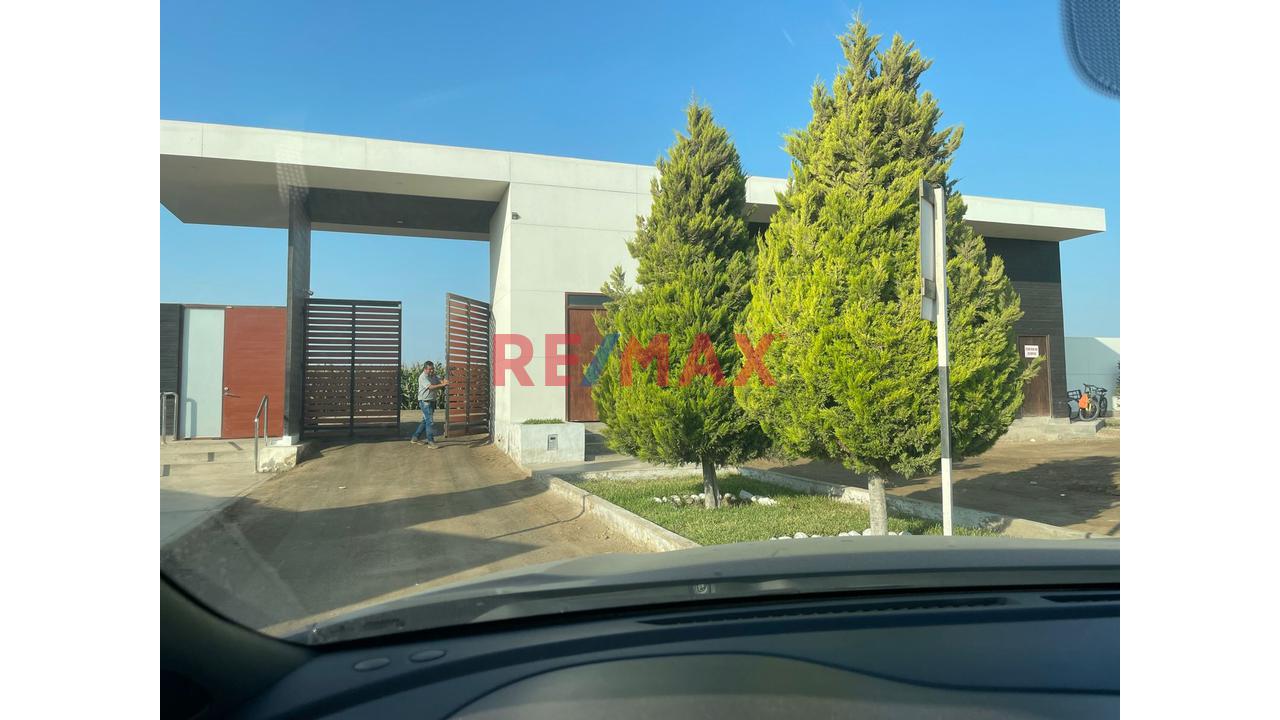 Se Vende Terreno De 713 Mt En Condomio  Exclusivo Selec Holmes - 2