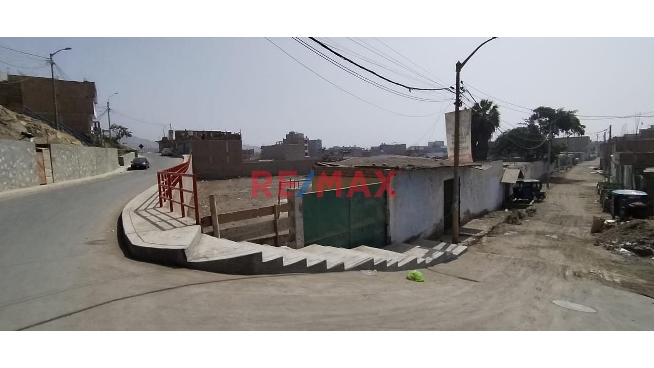 Amplio Terreno En Esquina ,En Puente Piedra: Ideal Para Vivienda O Negocio — foto 10