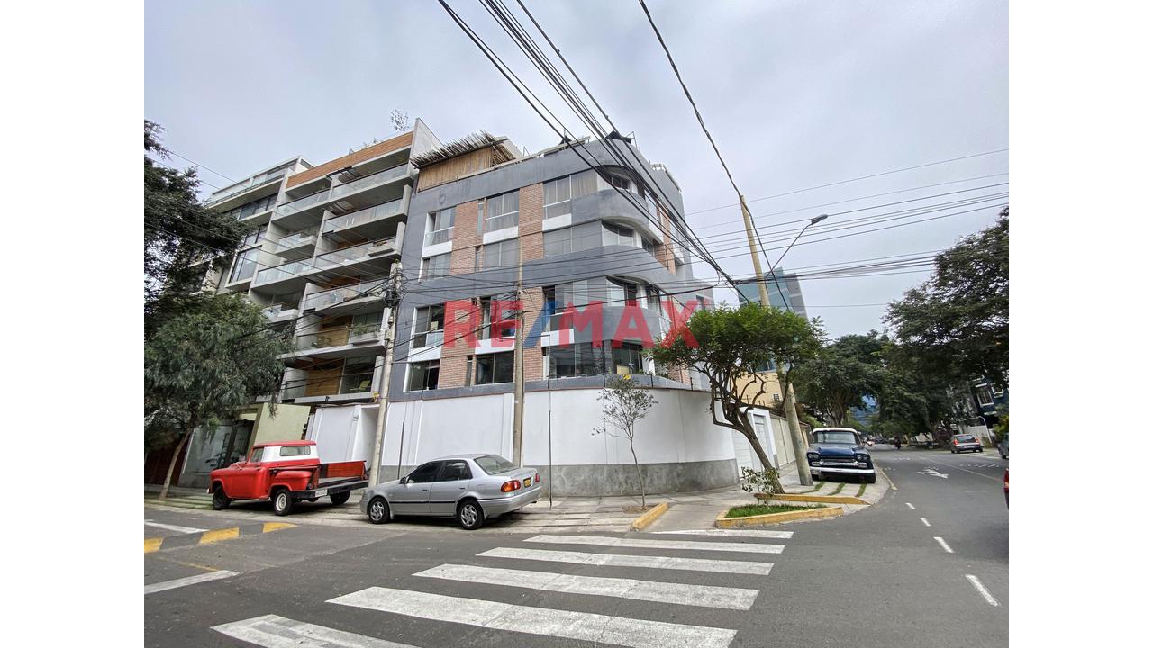 Vendo Edificio Residencial A Espaldas Del Hotel Marriott - 1