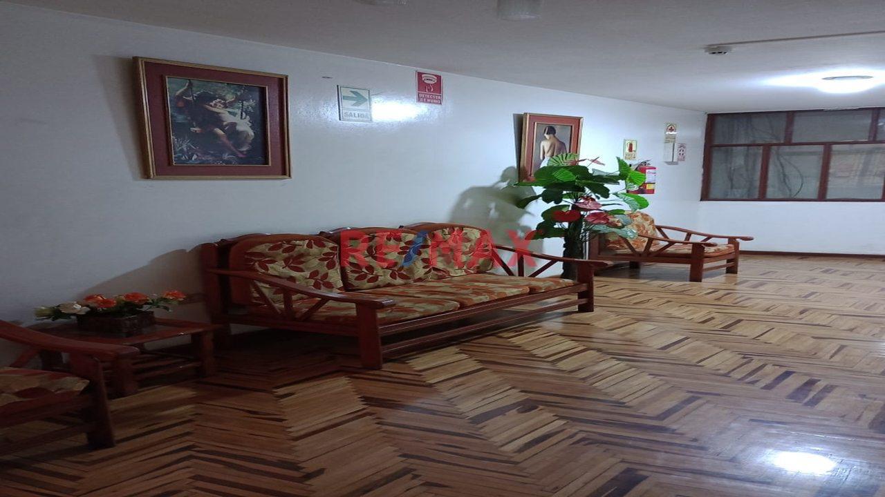 Vendo Casa 4 Pisos Zona Altamente Comercial - San Juan De Lurigancho — foto 6