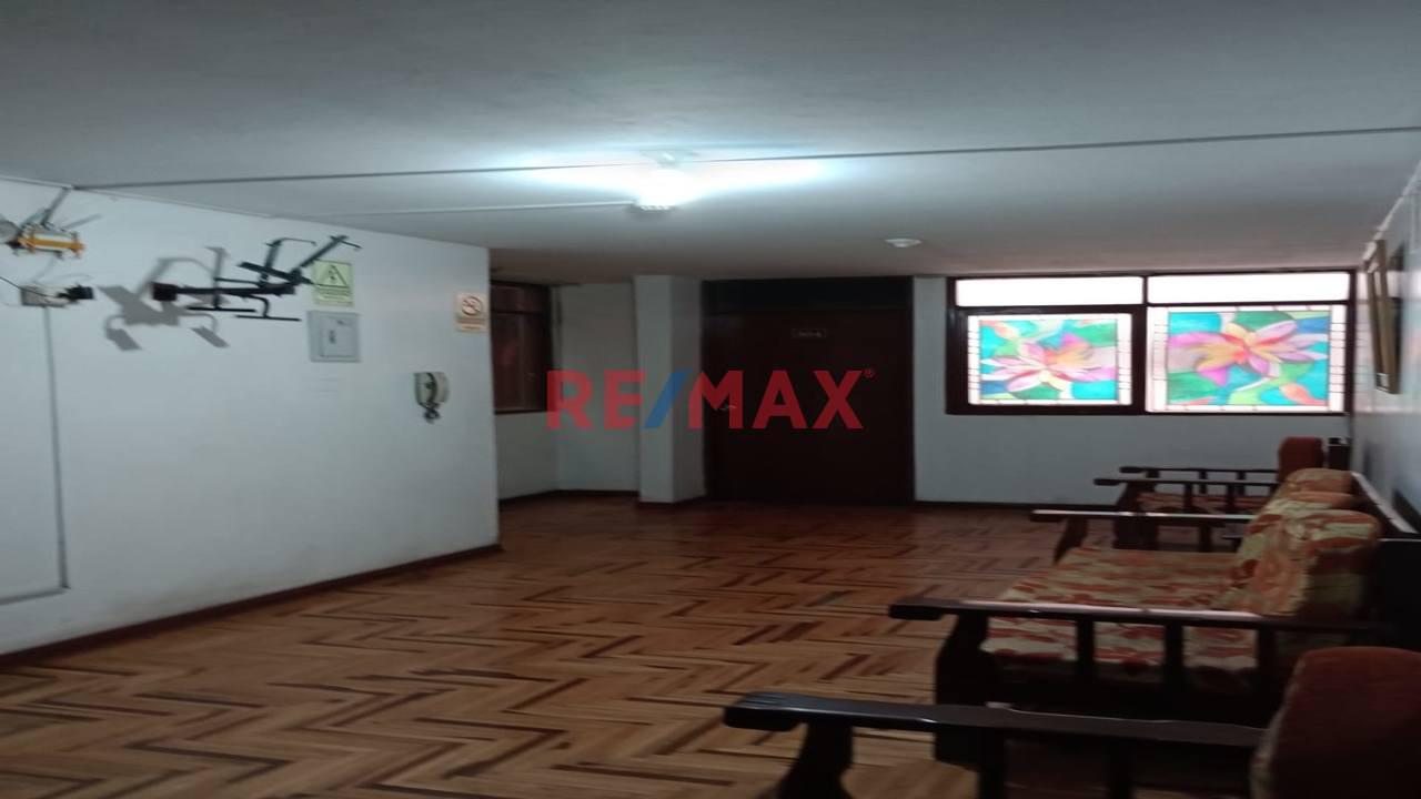 Vendo Casa 4 Pisos Zona Altamente Comercial - San Juan De Lurigancho — foto 8