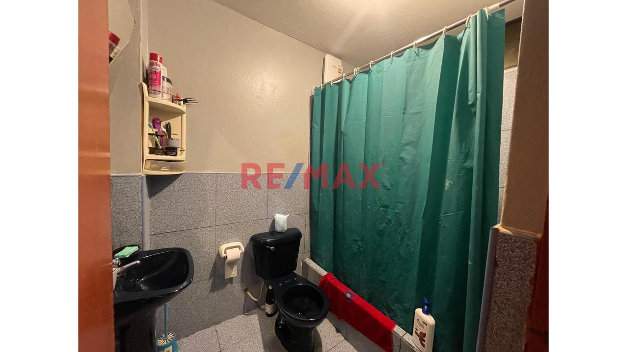 Se Vende Amplia Casa De 5 Pisos Con Local En El 1Er Piso En La Victoria - 13