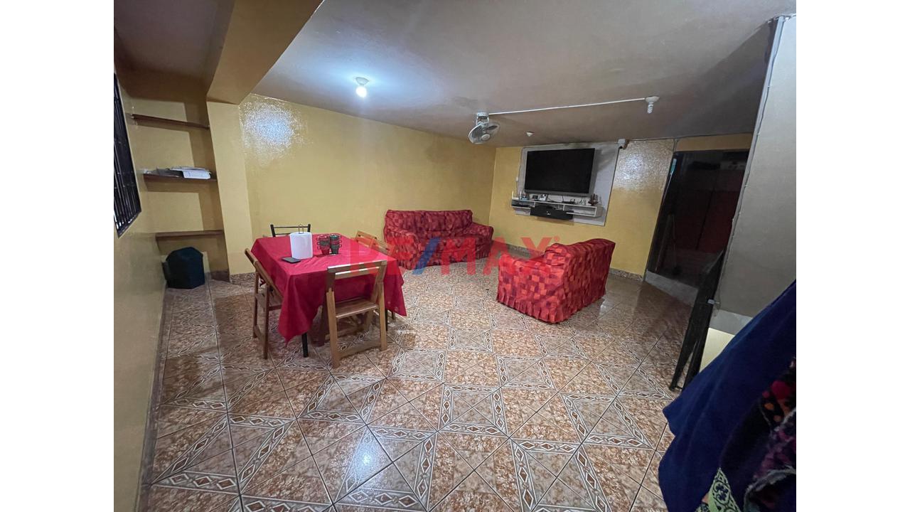 Se Vende Amplia Casa De 5 Pisos Con Local En El 1Er Piso En La Victoria - 10