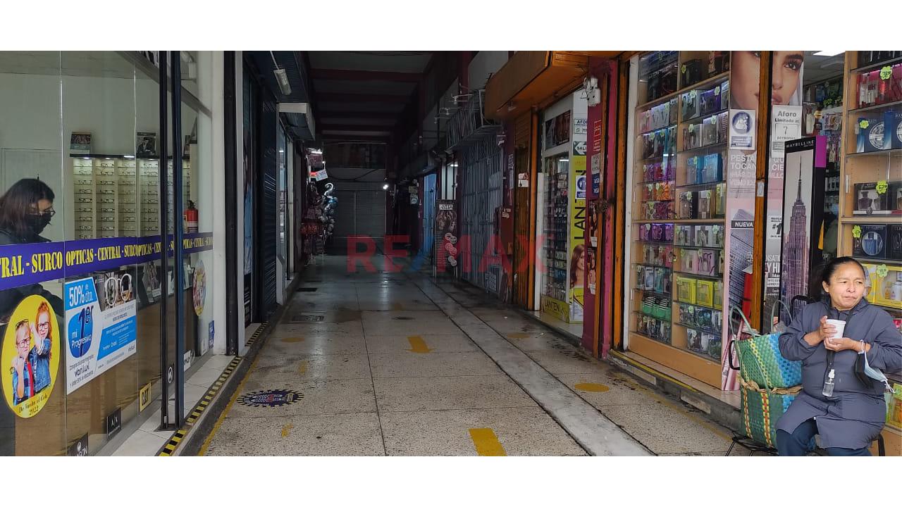 Venta De Local Comercial Ovalo Higuereta En Surco - 3