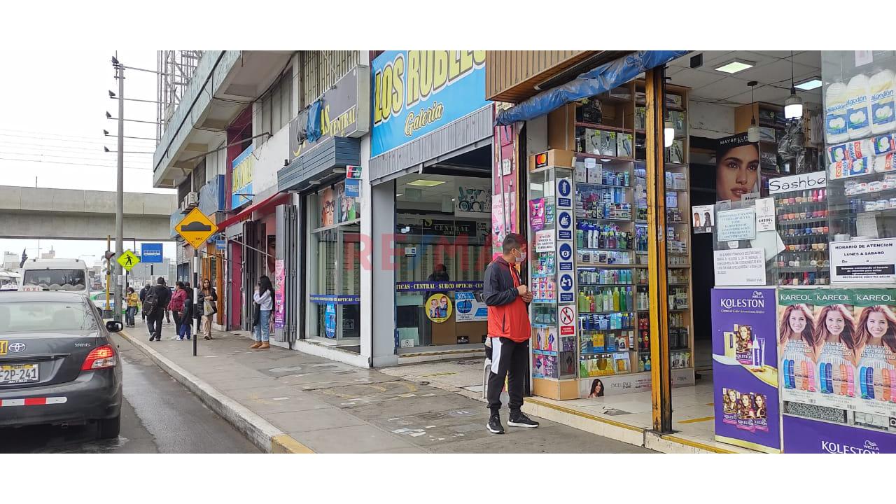 Venta De Local Comercial Ovalo Higuereta En Surco - 2