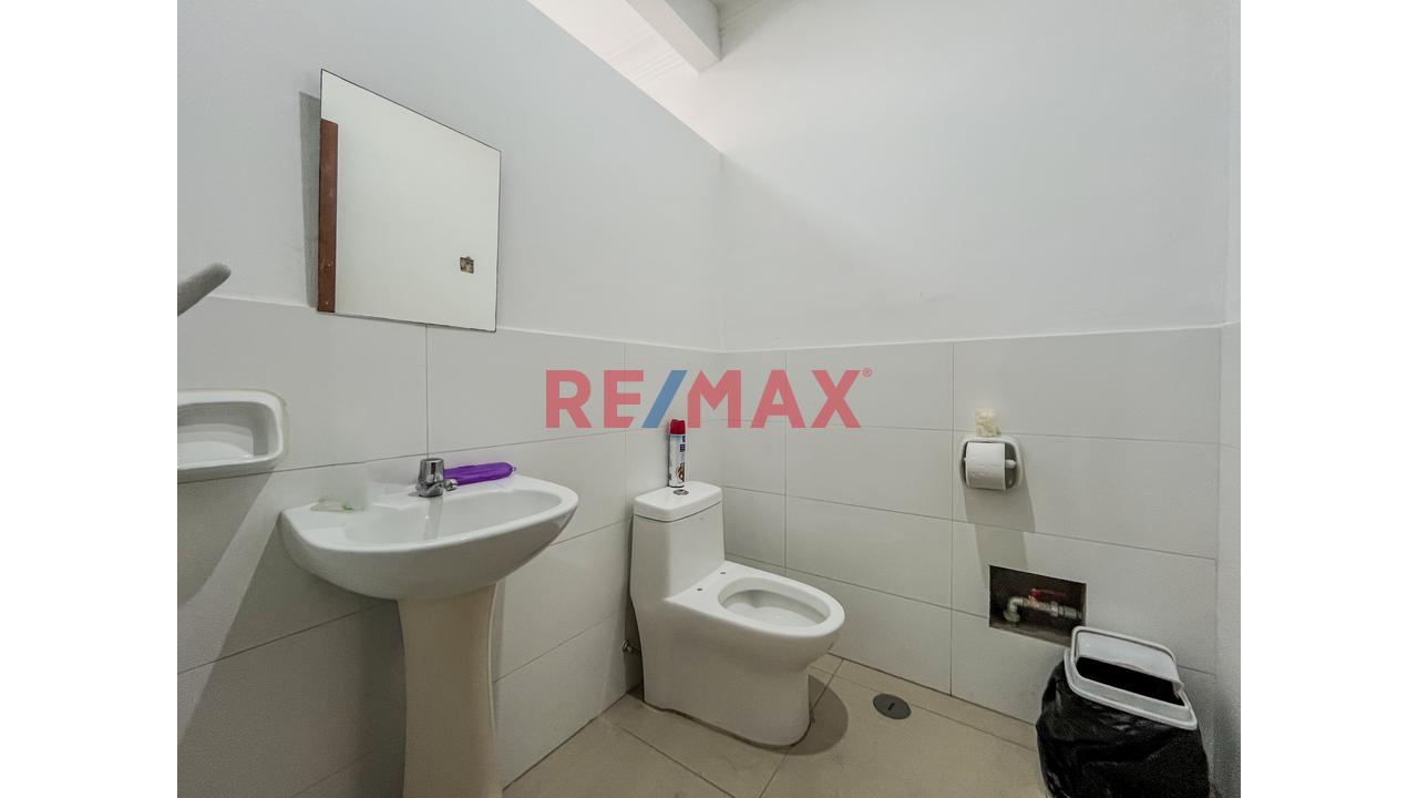 Se Vende Amplia Casa En Esquina Para Proyecto Inmobiliario - 15