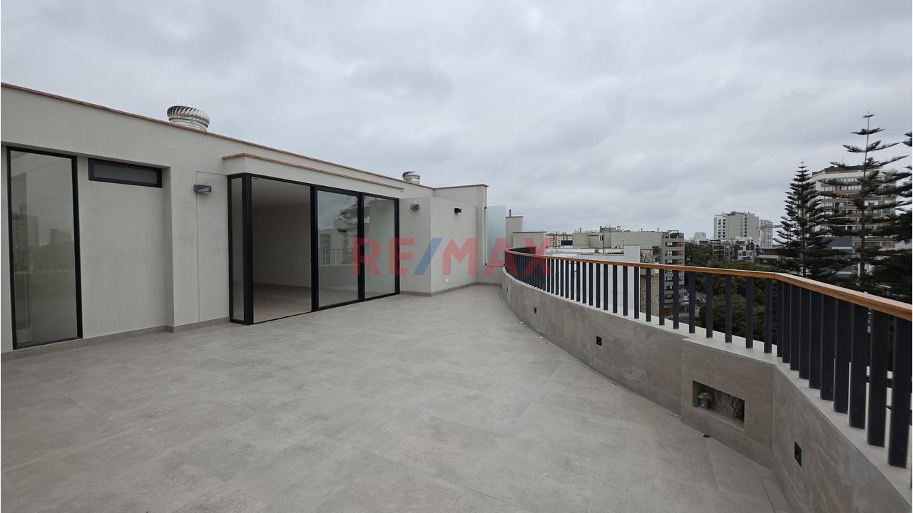 Dúplex 3 Dorm. Con Vista A Parque Privado Y Terraza - Límite De Barranco Y Miraflores - 2