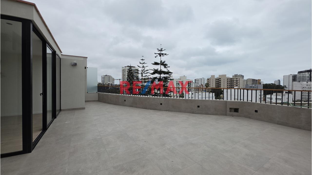 Dúplex 3 Dorm. Con Vista A Parque Privado Y Terraza - Límite De Barranco Y Miraflores - 1