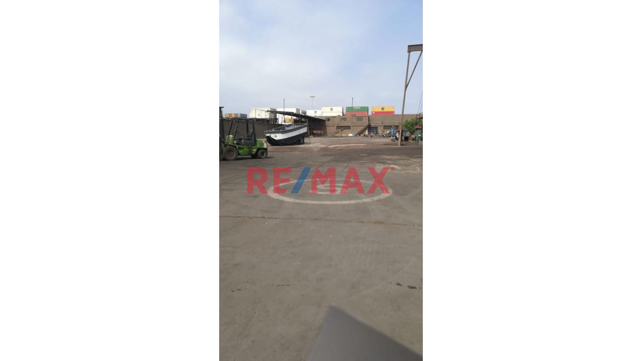 Terreno Industrial en Venta ubicado en Av. Nestor Gambetta 4 Terreno Industrial en Venta ubicado en Av. Nestor Gambetta 4