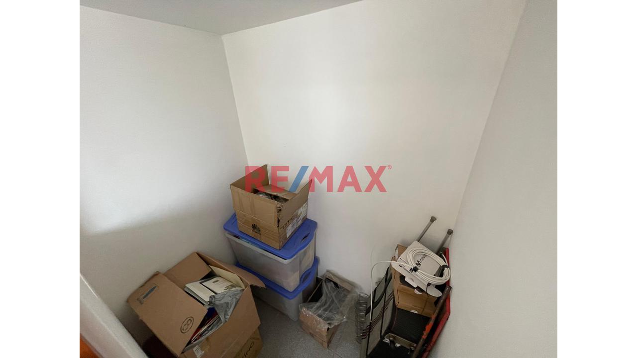 Se Vende Amplio Y Acogedor Duplex En Piso 2 - Portada Del Sol La Molina - 8