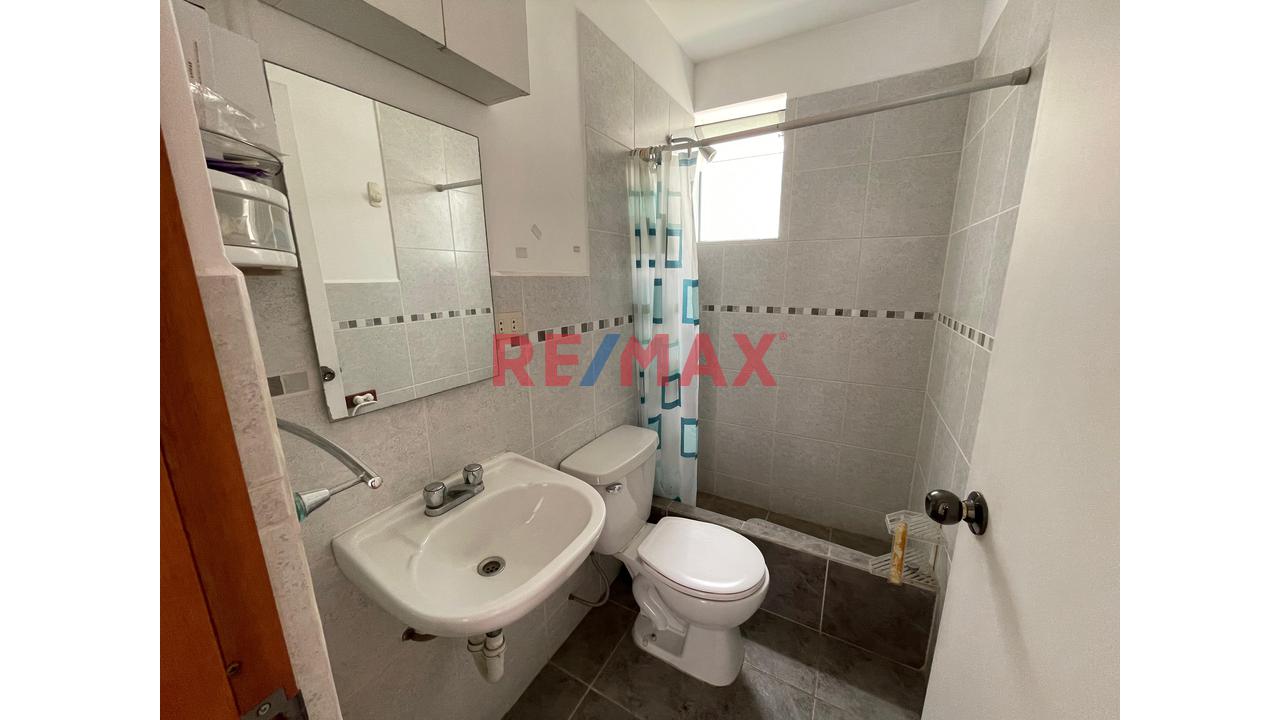 Se Vende Amplio Y Acogedor Duplex En Piso 2 - Portada Del Sol La Molina - 12