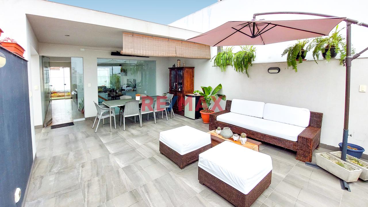 Duplex En Venta - Limite Miraflores Y San Isidro - Cerca  Al Ovalo Gutierrez — foto 10
