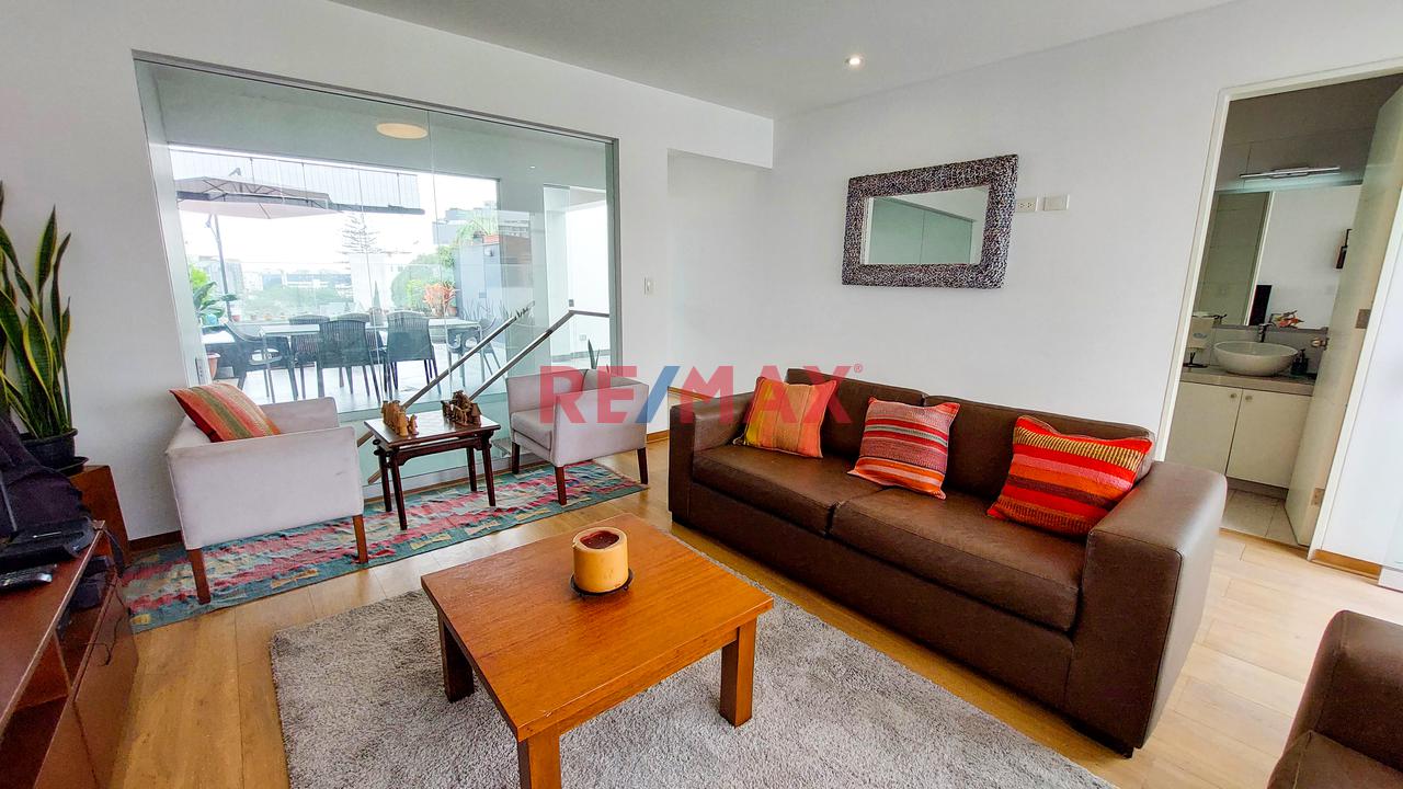 Duplex En Venta - Limite Miraflores Y San Isidro - Cerca  Al Ovalo Gutierrez — foto 8