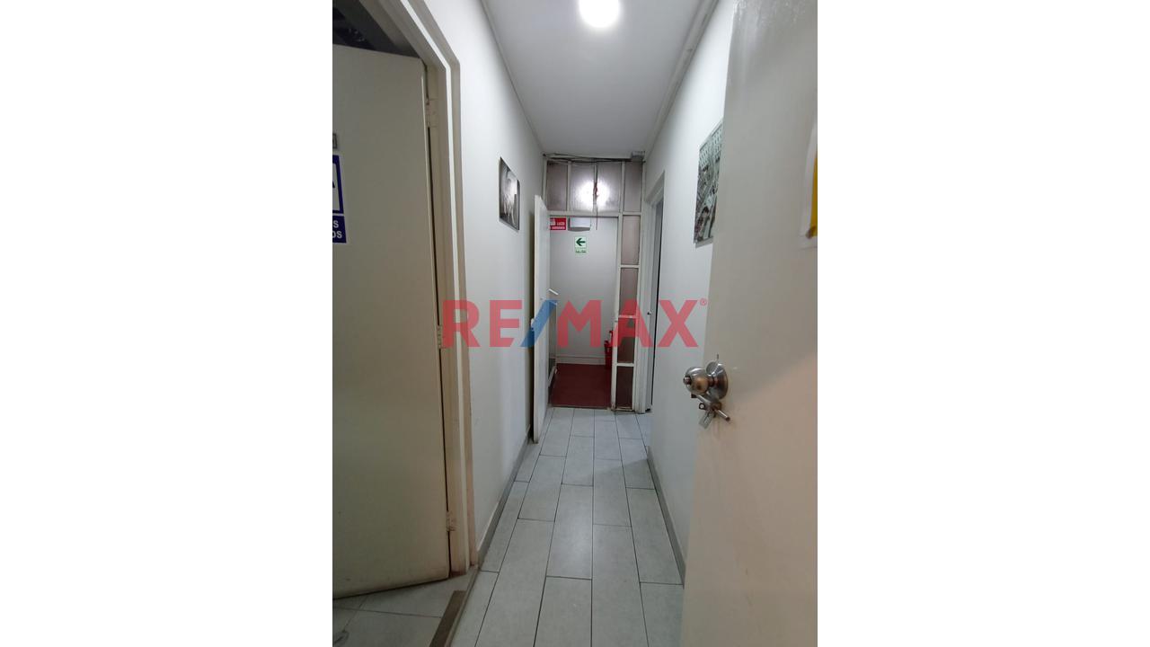 ¡Oportunidad Única En Salamanca Ate! Casa En Venta En La Calle Agustín De Zárate — foto 5