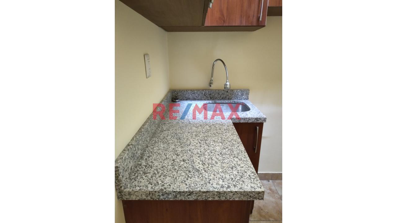 Vendo Practico Minidepartamento En San Martin De Porres 44M2 — foto 2