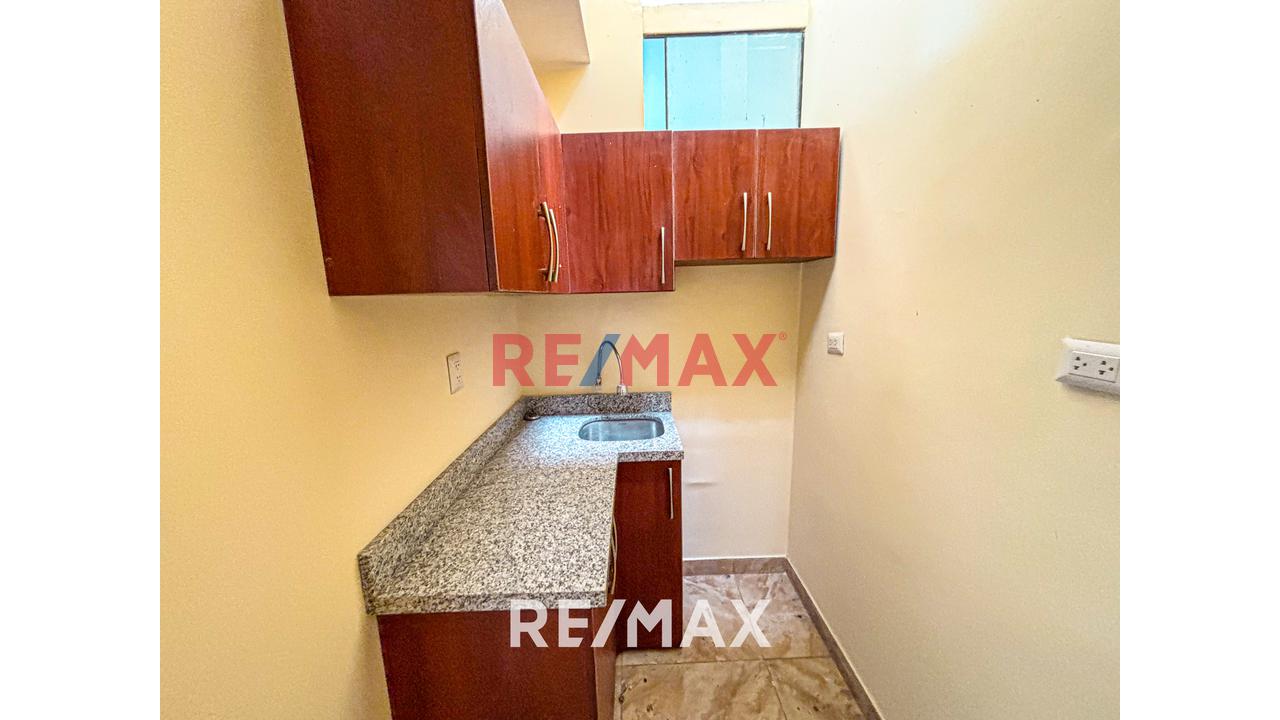 Vendo Practico Minidepartamento En San Martin De Porres 44M2 - 17