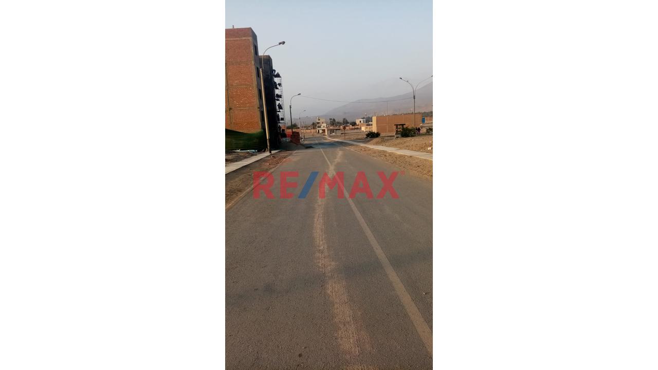 En Venta Terreno En Urbanizacion La Alameda De Lima Norte - Santa Rosa. — foto 5