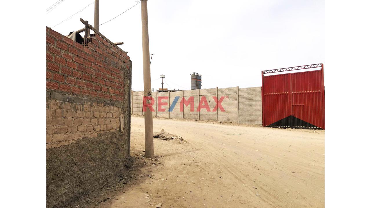 Venta De Terreno Industrial En Esquina En Villa El Salvador — foto 6