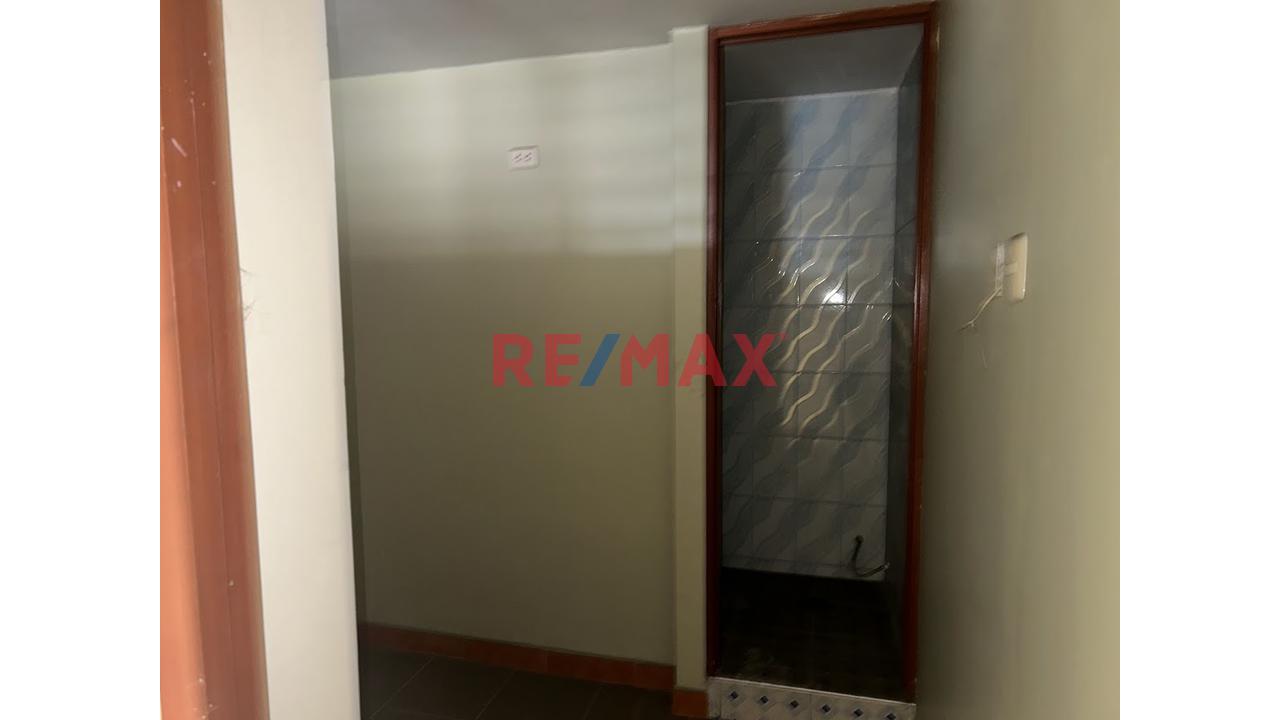 Se Vende Local Comercial En San Juan De Lurigancho - 18