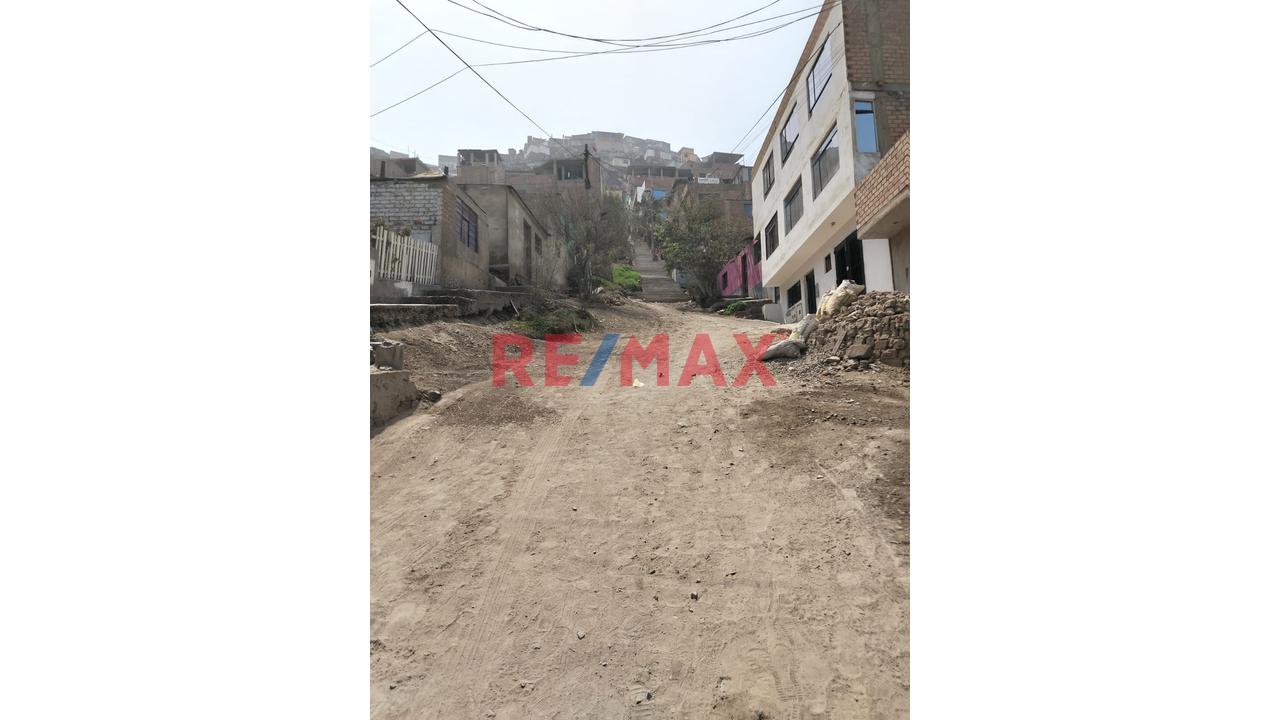 Venta Casa De 3 Pisos De 223 Mts En Comas — foto 7