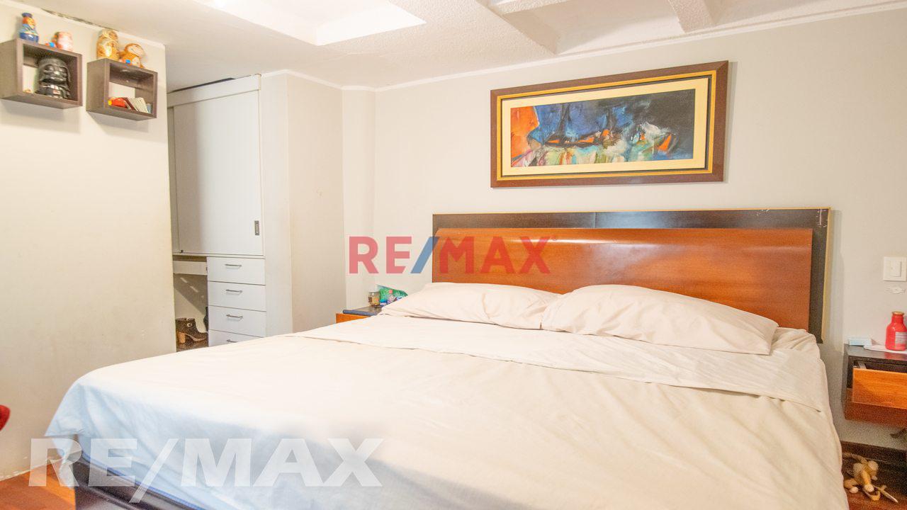 En Venta Amplio Duplex En Zona Residencial De Surco — foto 15