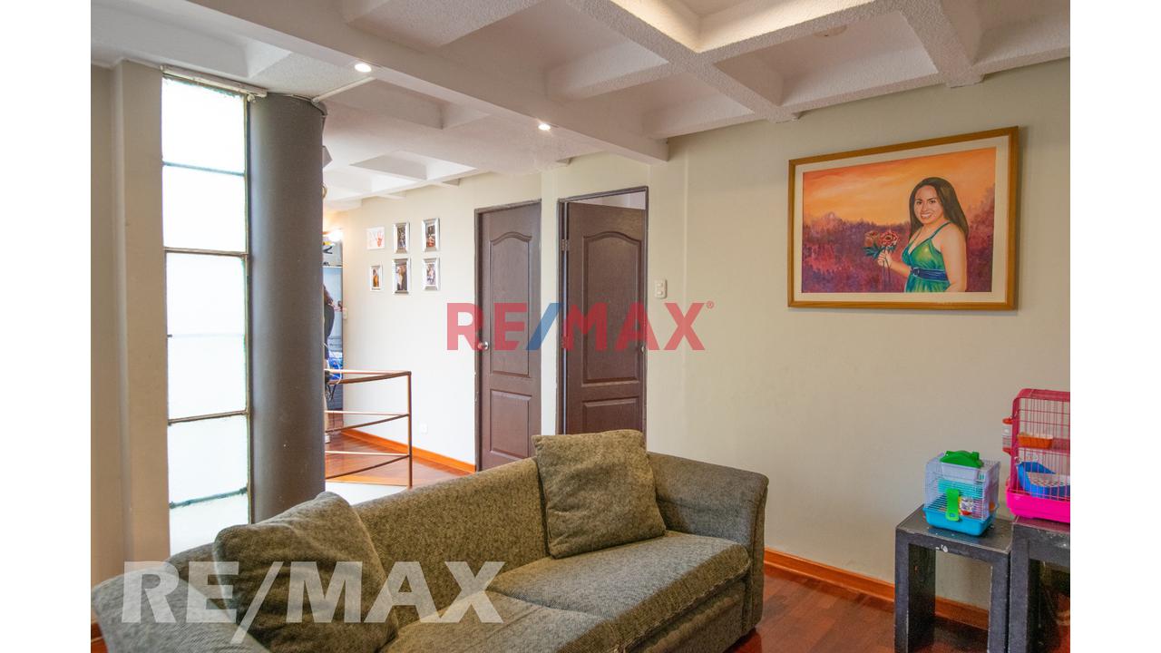 En Venta Amplio Duplex En Zona Residencial De Surco — foto 13