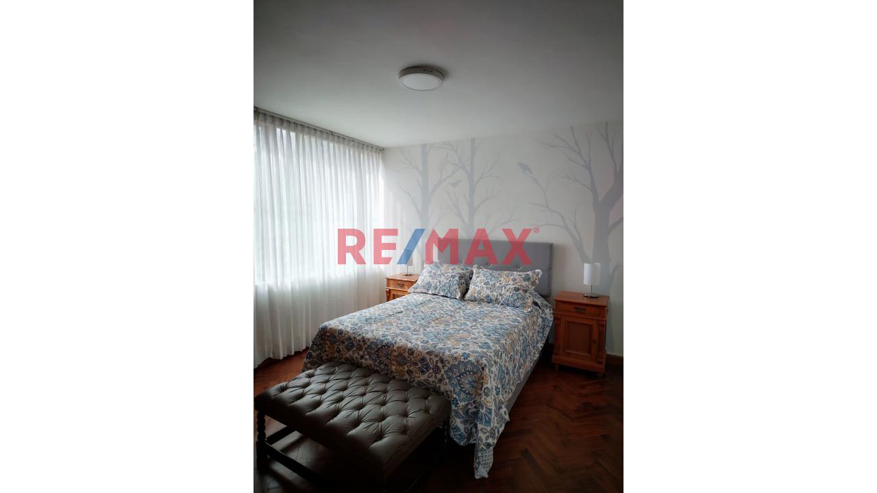 Vendo Dos Amplias Casas Como Un Solo Terreno Para Inversionistas En Selva Alegre - 5