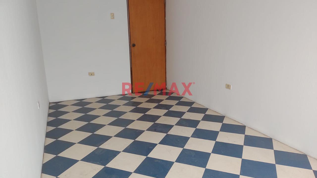 Venta De Departamento Zona Comercial Tercer Piso - Mas Aires - 11
