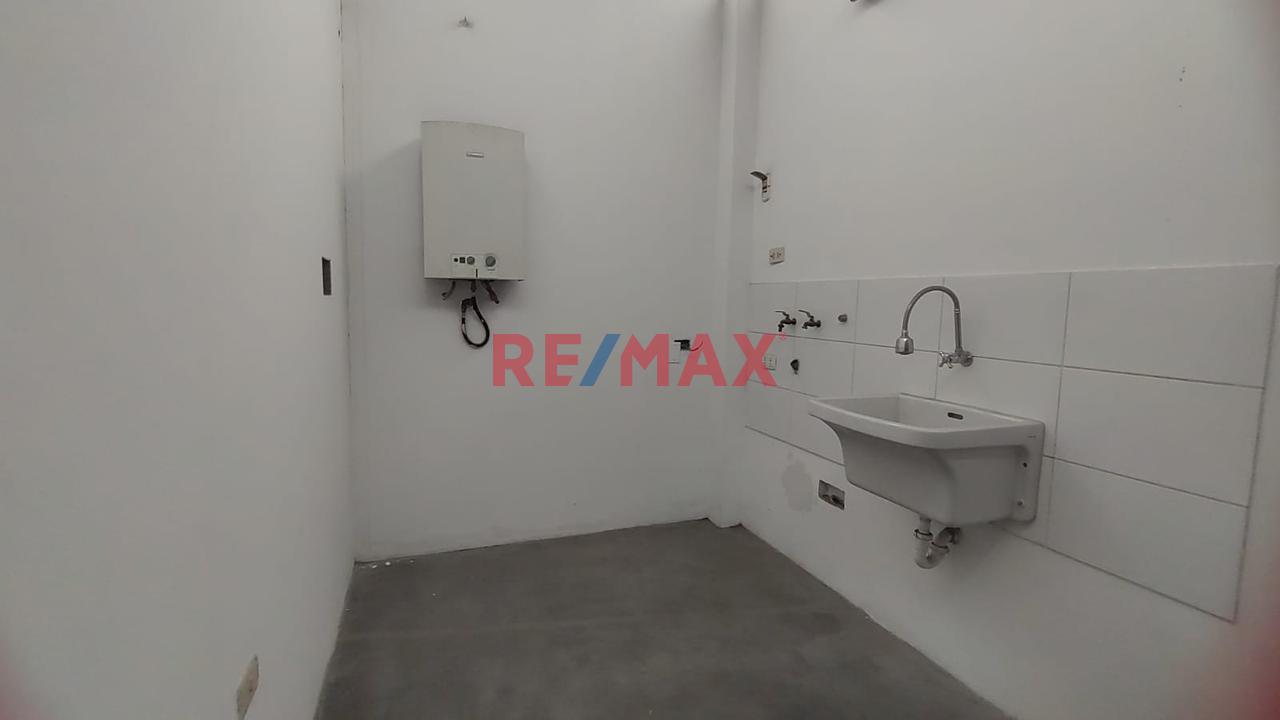 Venta De Departamento Zona Comercial Tercer Piso - Mas Aires - 18