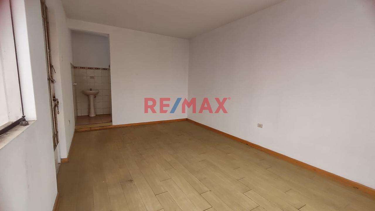Venta De Departamento Zona Comercial Tercer Piso - Mas Aires - 10