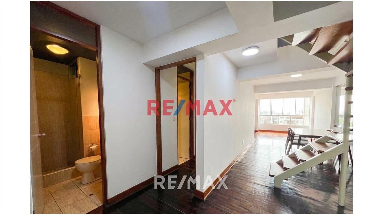 Duplex En Venta Av. Sergio Bernales,  Distrito Surquillo - 4