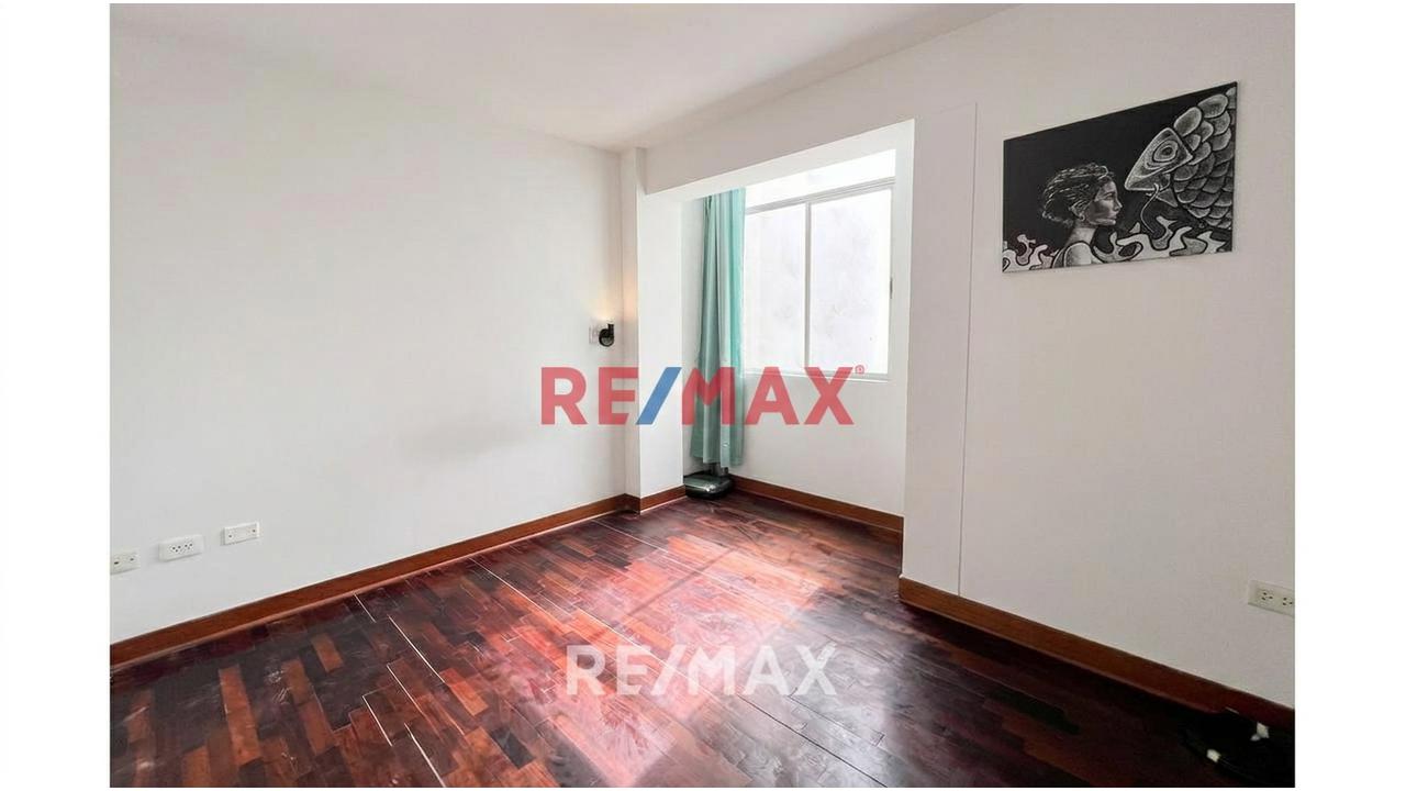 Duplex En Venta Av. Sergio Bernales,  Distrito Surquillo - 7