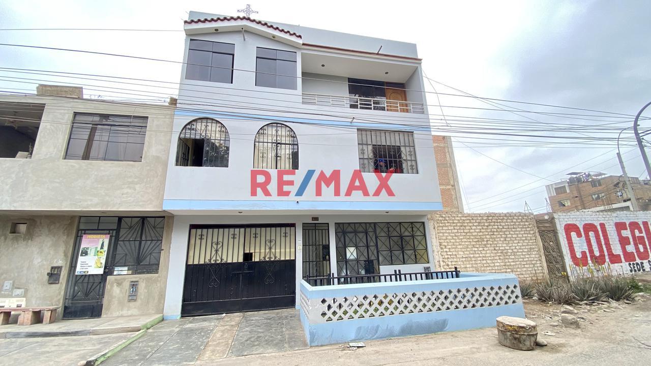 🏡 Casa En Venta En San Martín De Porres | Frente A Parque | 13 Habitaciones | Ideal Para Rentabilizar Calle Ramon Herrera