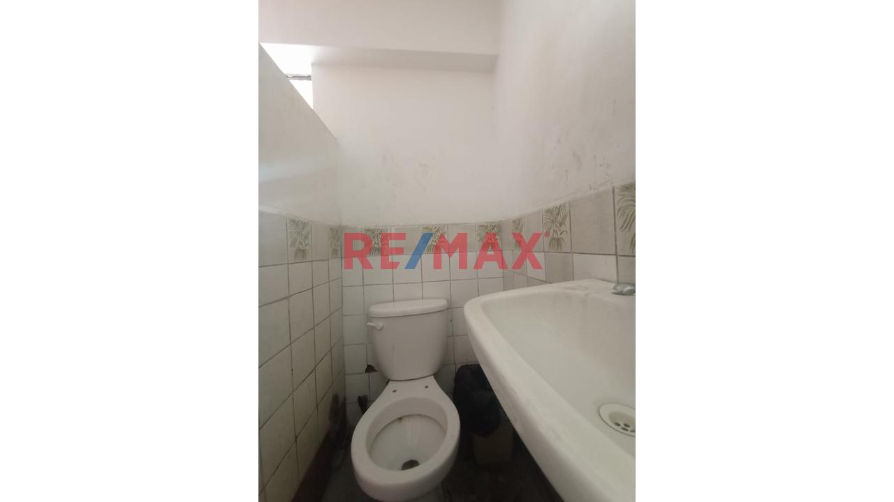 Alquiler De Local Comercial De 2 Písos - 380 M² En San Juan De Lurigancho - 14