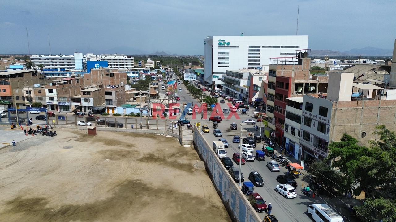 Amplio Terreno Comercial ubicado en Chiclayo Amplio Terreno Comercial ubicado en Chiclayo