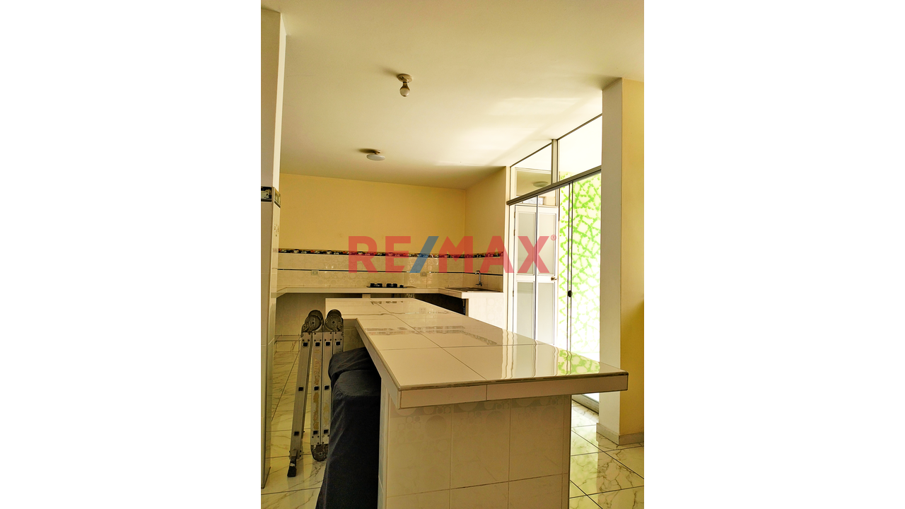 Venta De Casa En Residencial Los Paltos De San Antonio De Carapongo Lurigancho - 5