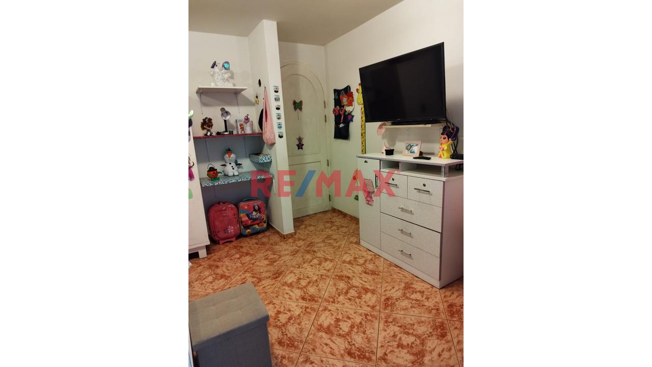 Venta De Casa En Residencial Los Paltos De San Antonio De Carapongo Lurigancho - 18