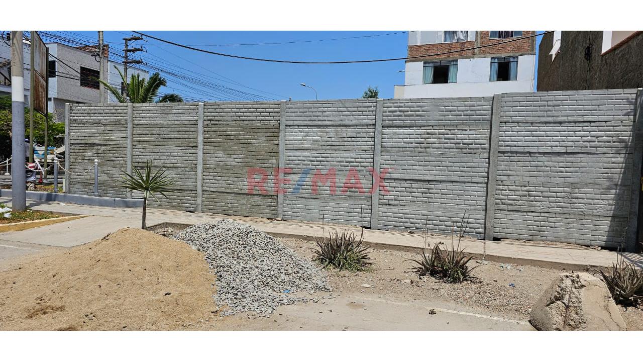 Vendo Terreno En Chorillos De 188 M2 En Urb. Cedros De Villa A $900 X M2 - 1