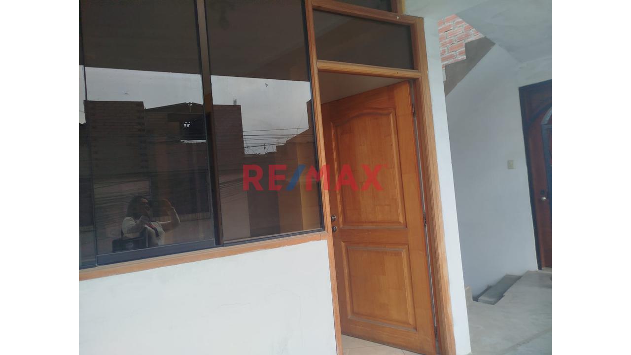 Se Vende Minidepartamento En Ocasión 2Do Piso — foto 8