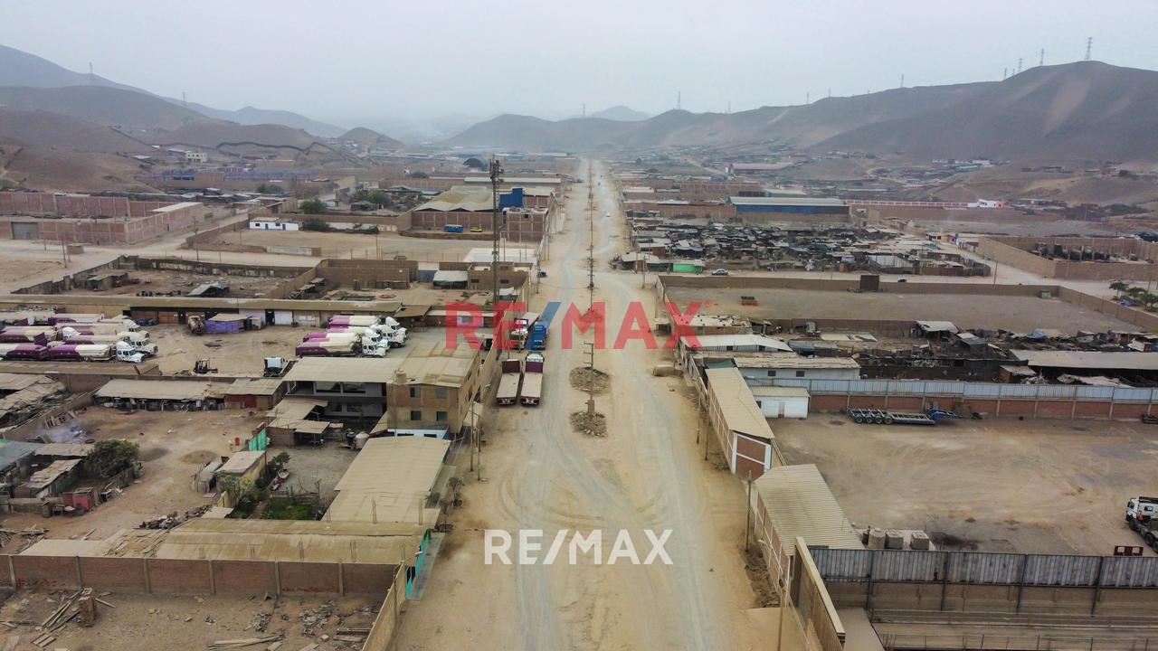 Terreno Industrial En Esquina - 3 Frentes - 5000M2 - Zona Industrial | A 25 Minutos Del Aeropuerto | Parque Porcino Ventanilla - 12