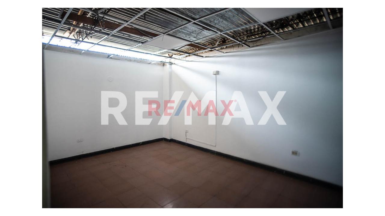 Alquiler De Local Industrial En Santiago De Surco 1352 M2 - 18