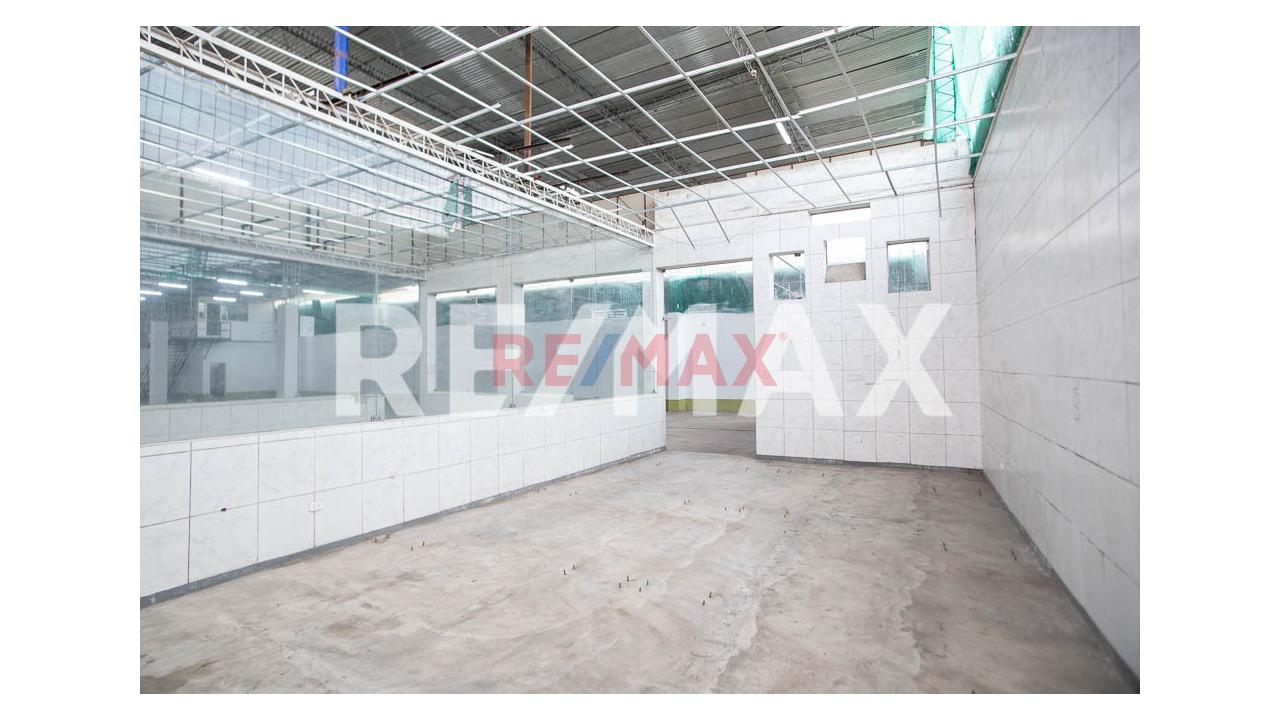 Alquiler De Local Industrial En Santiago De Surco 1352 M2 - 4