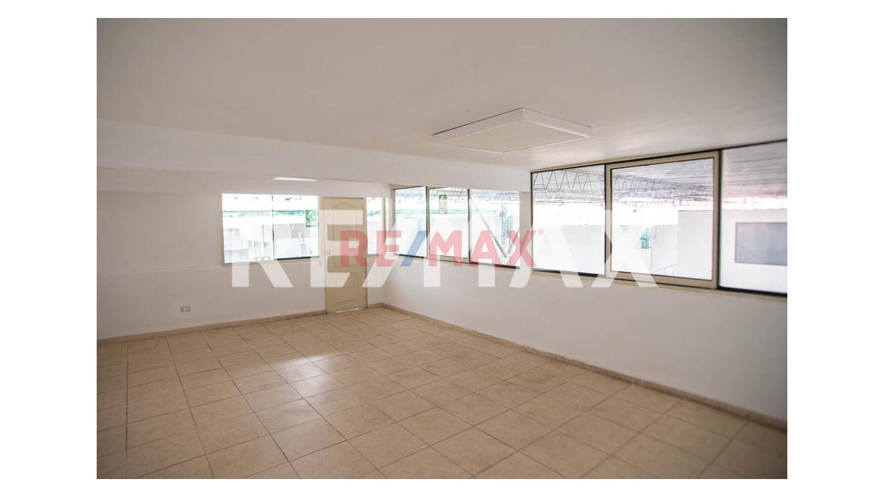 Alquiler De Local Industrial En Santiago De Surco 1352 M2 - 10