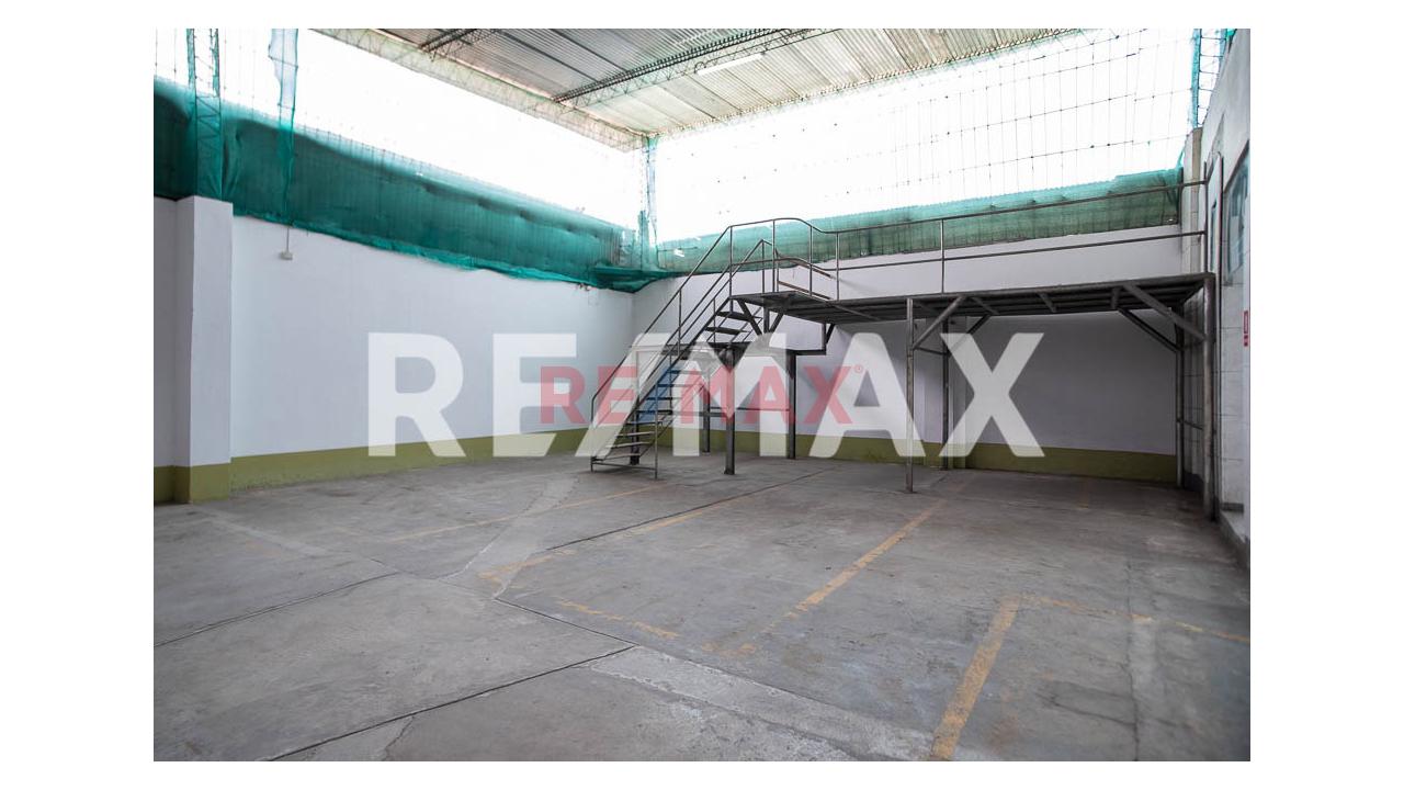 Alquiler De Local Industrial En Santiago De Surco 1352 M2 - 6