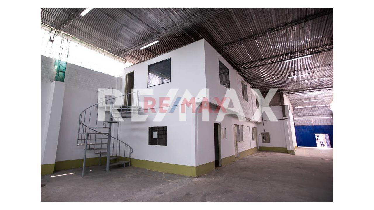 Alquiler De Local Industrial En Santiago De Surco 1352 M2 - 8