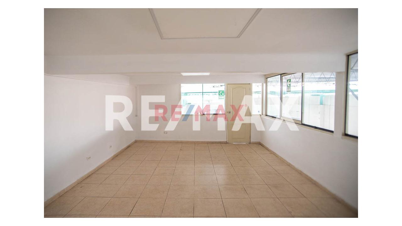 Alquiler De Local Industrial En Santiago De Surco 1352 M2 - 18