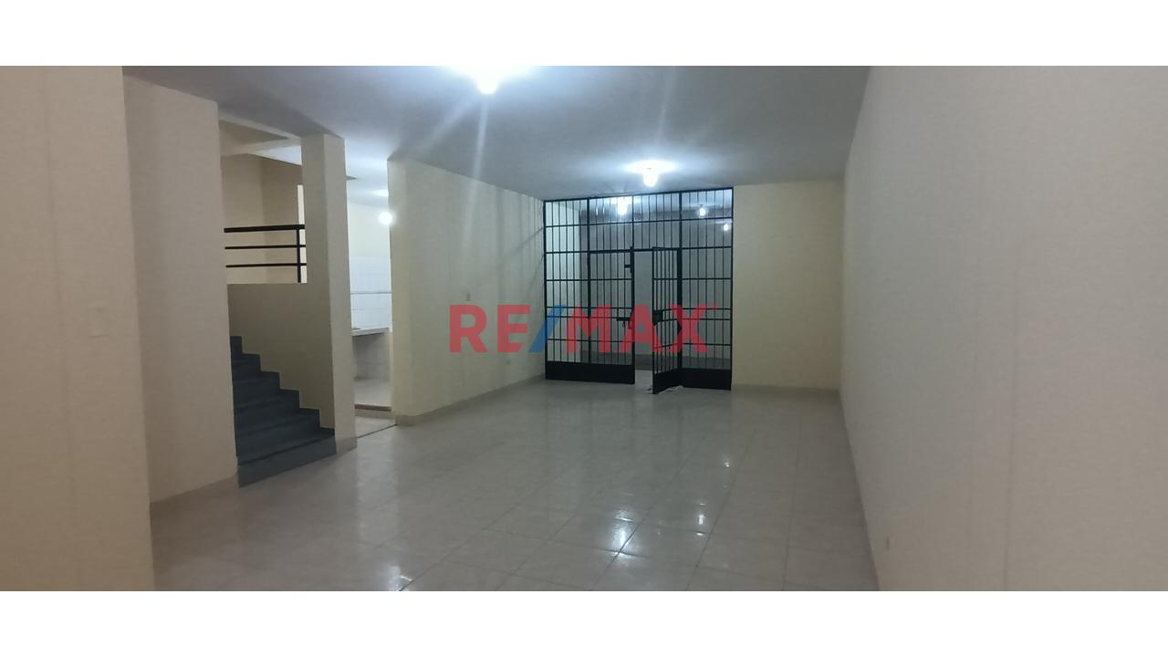 Casa en Alquiler ubicado en Mz A Lote 10 Urb. Los Educadores Casa en Alquiler ubicado en Mz A Lote 10 Urb. Los Educadores