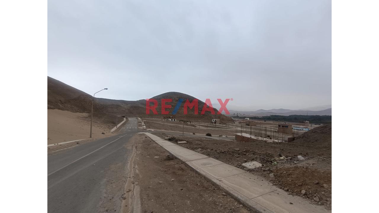 Venta Terreno De 131.97M² En Urbanización La Alameda De Lima Norte - Santa Rosa - 3
